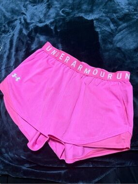 Under Armour Hot Pink Women's Athletic Shorts with Branded Waistband